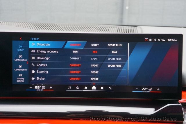 2026 BMW M5 CARBON/EXECUTIVE/DRIVER ASSIST PRO/M DRIVE PRO PKGS LOADED!!! - 23055303 - 29