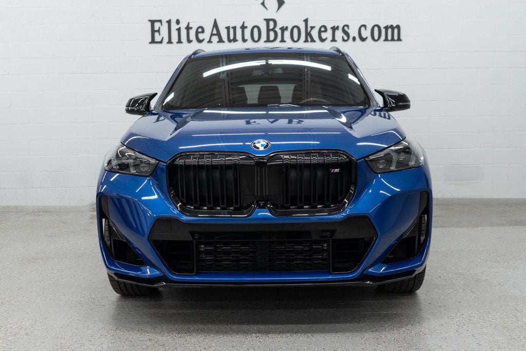 BMW X1 photo 3