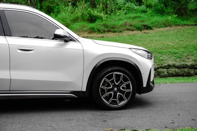 2026 BMW X1 MSRP$48900/ConveniencePkg/DrivingAssistancePlusPkg/NAV - 23081947 - 12