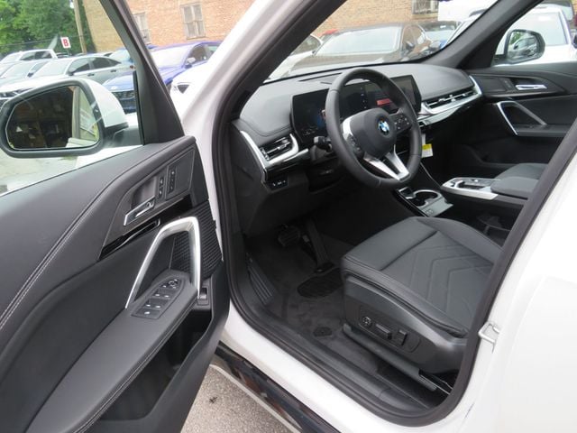 2026 BMW X1 xDrive28i Sports Activity Vehicle - 23050058 - 9