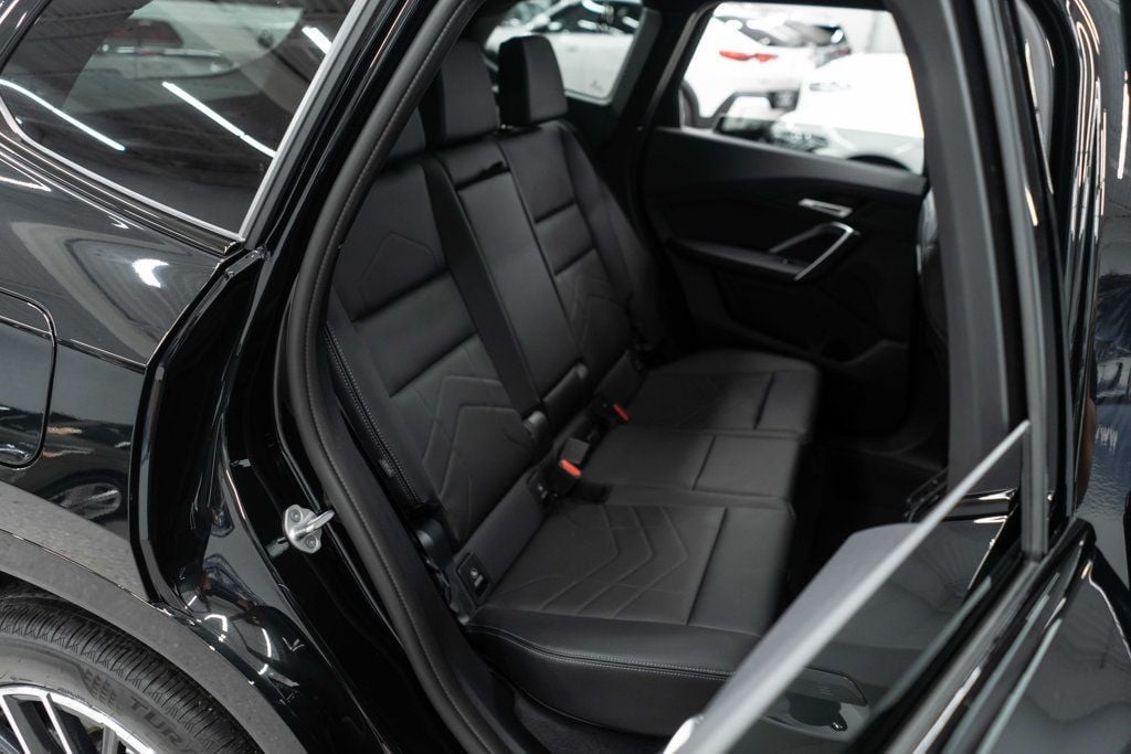 BMW X1 photo 13