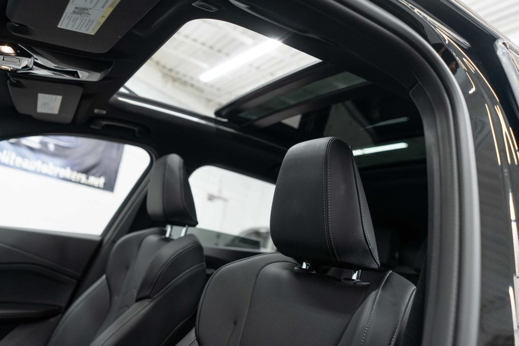 BMW X1 photo 8