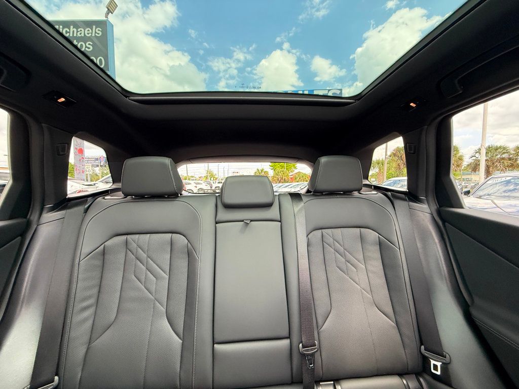 2026 BMW X3 **2026 BMW X3 xDRIVE30 M-SPORT PRO**CONVENIENCE PACKAGE** - 23001016 - 16