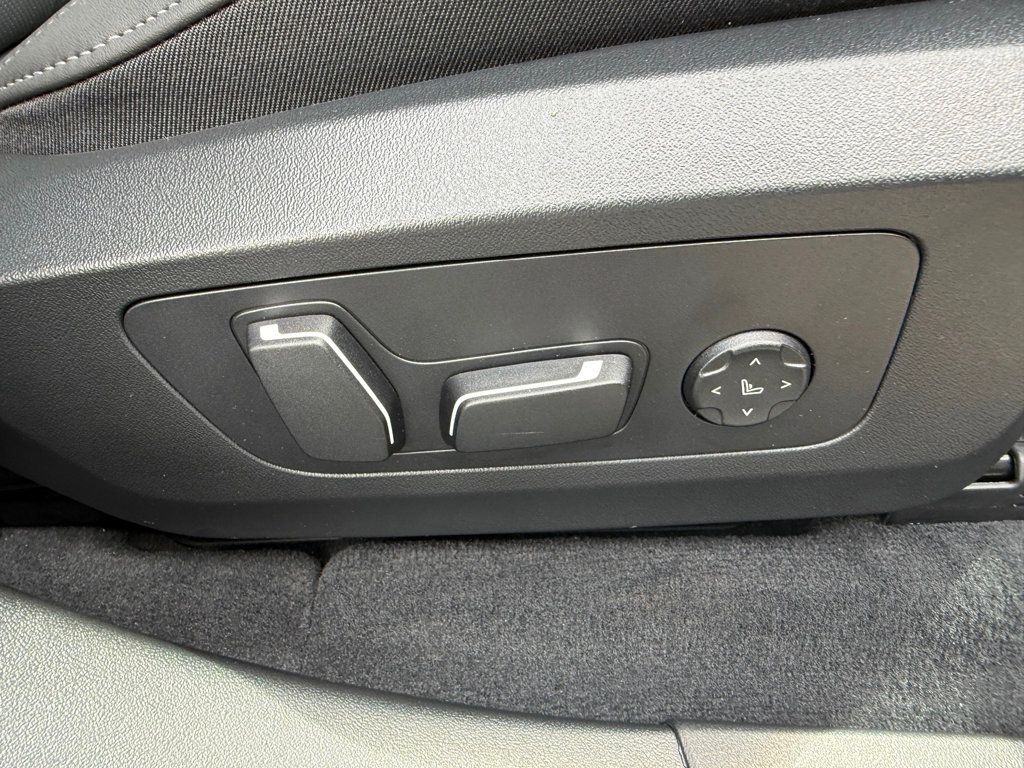 2026 BMW X3 **2026 BMW X3 xDRIVE30 M-SPORT PRO**CONVENIENCE PACKAGE** - 23001016 - 27