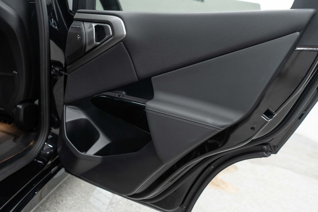 BMW X3 photo 32