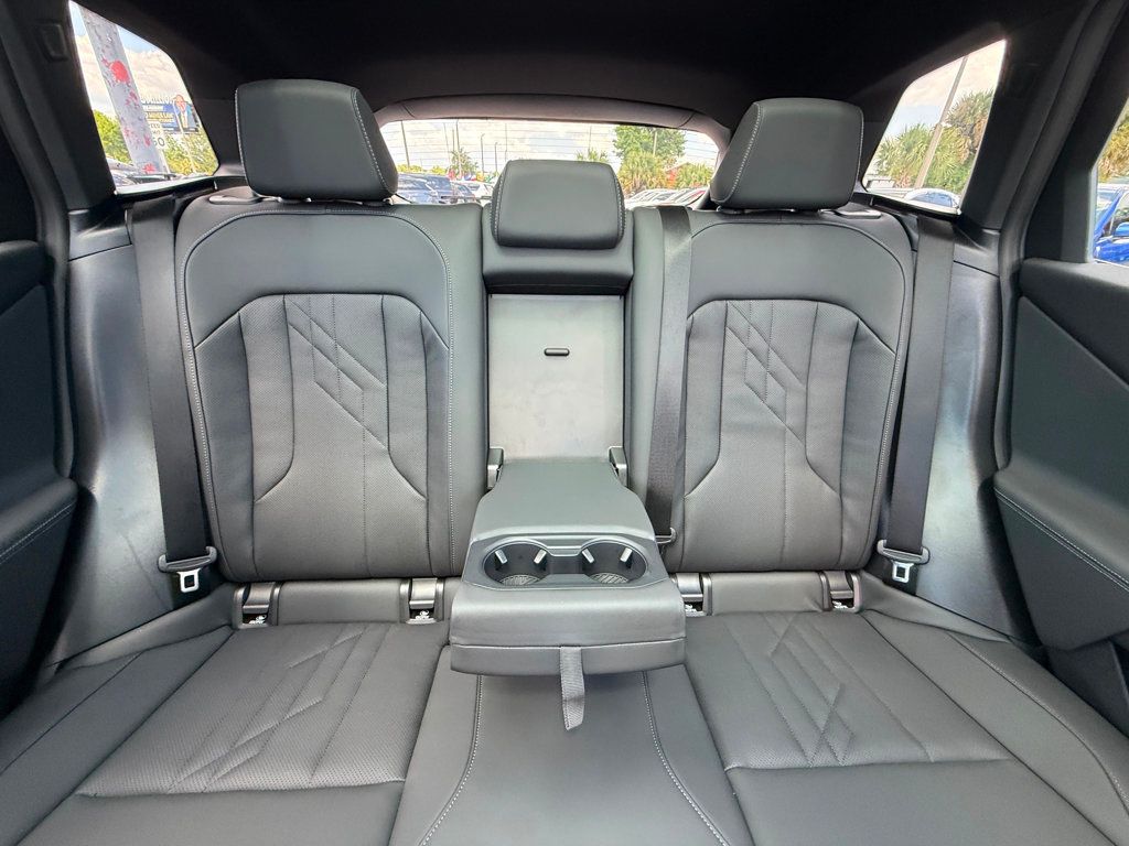 2026 BMW X3 **X3 M50**DRIVING ASSISTANCE PRO**PREMIUM PKG** - 23028261 - 17