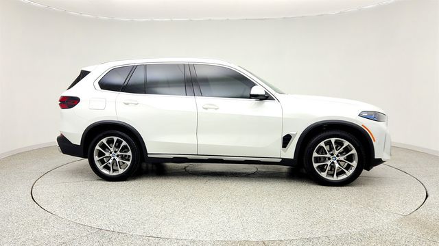 2026 BMW X5 xDrive40i SAV w/ Premium & Parking Assistance Pkgs - 23035278 - 3