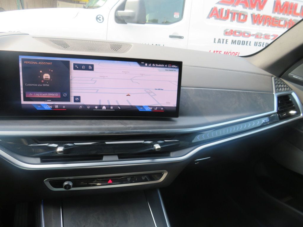 BMW X5 photo 10