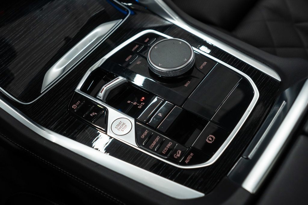 BMW X6 photo 35