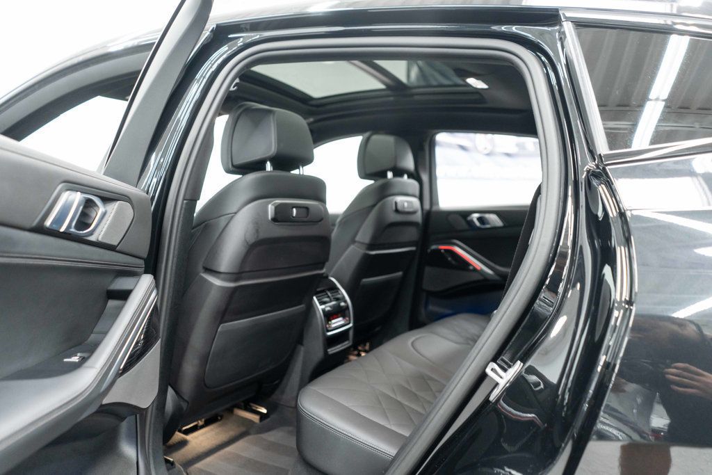 BMW X6 photo 38