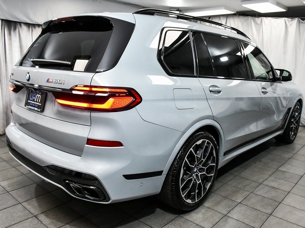 2026 Bmw X7 M60i photo 4