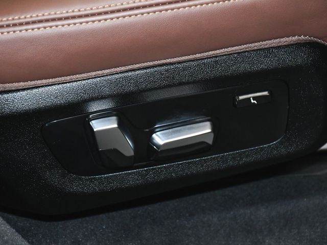 2026 BMW X7 M60i - 22894499 - 74