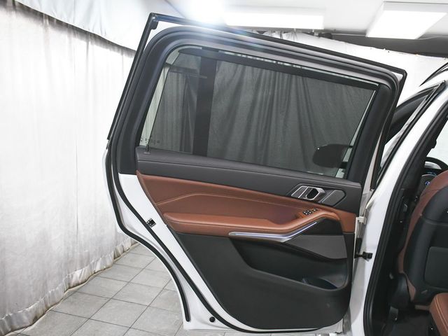 2026 BMW X7 M60i - 23005735 - 11