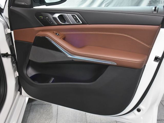 2026 BMW X7 M60i - 23005735 - 13
