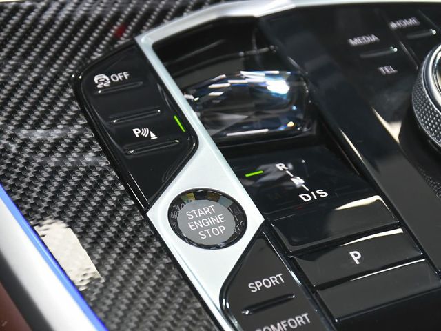 2026 BMW X7 M60i - 23005735 - 27