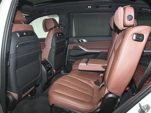2026 BMW X7 M60i - 23005735 - 49