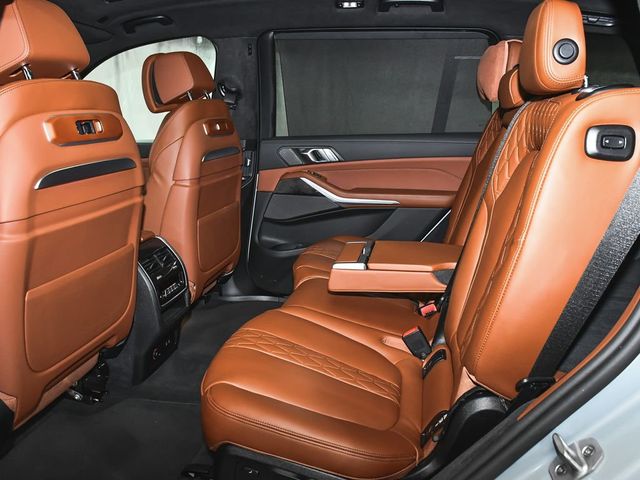 2026 BMW X7 M60i - 23005736 - 51