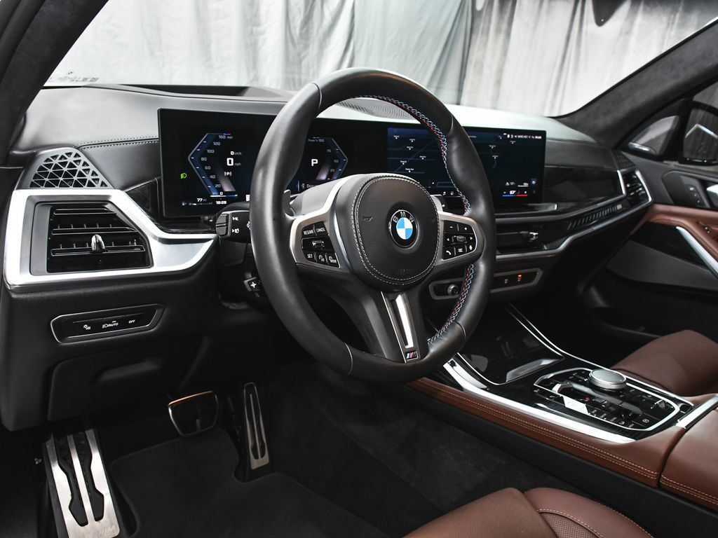 BMW X7 photo 21