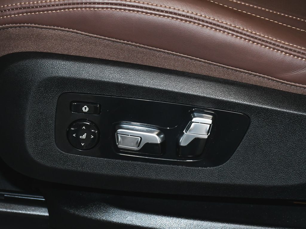 BMW X7 photo 50