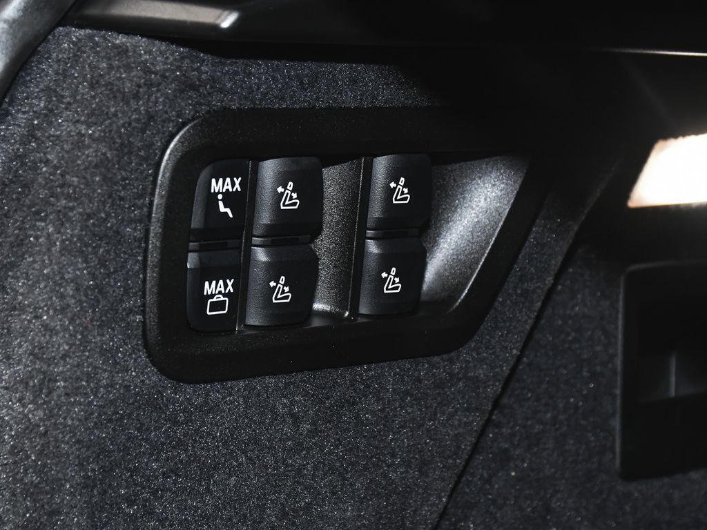 BMW X7 photo 80