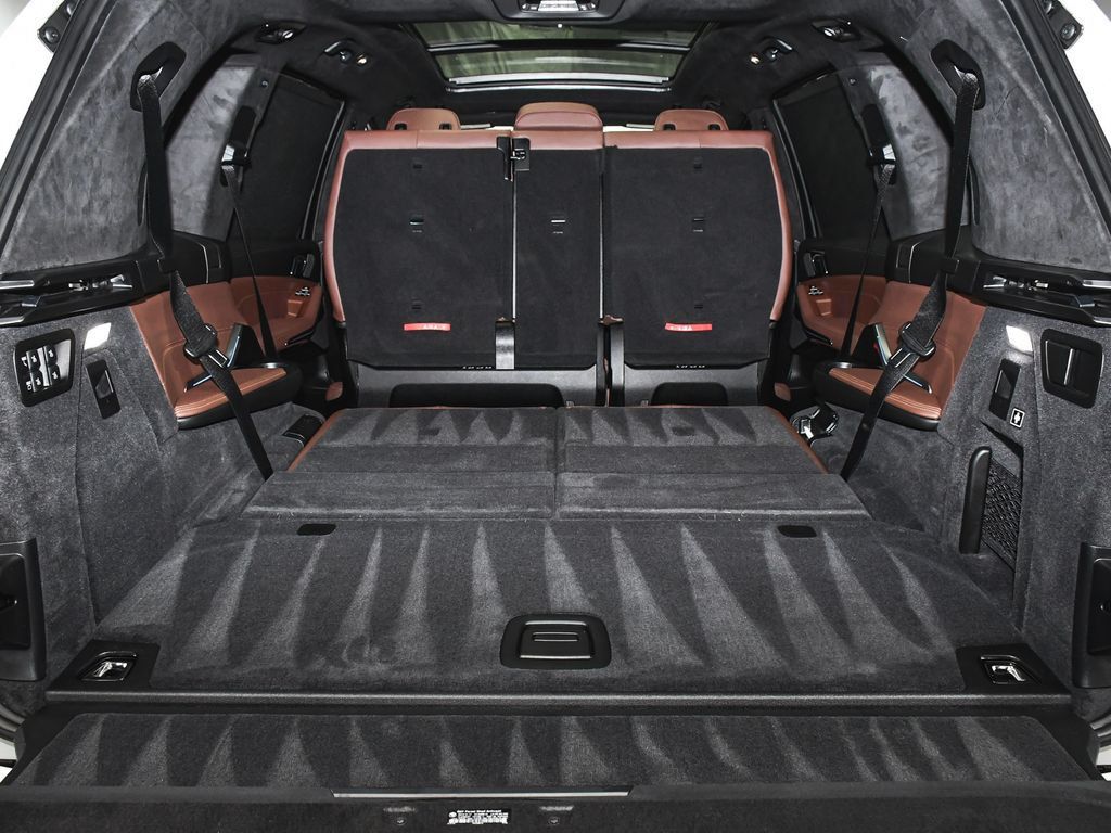 BMW X7 photo 81