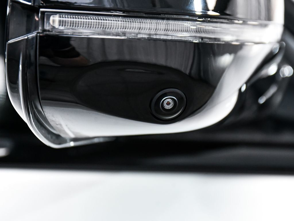 BMW X7 photo 87