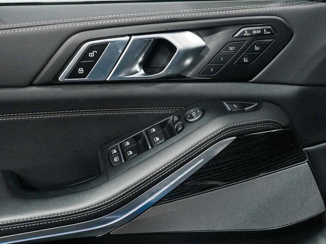 2026 BMW X7 M60i - 23076263 - 11