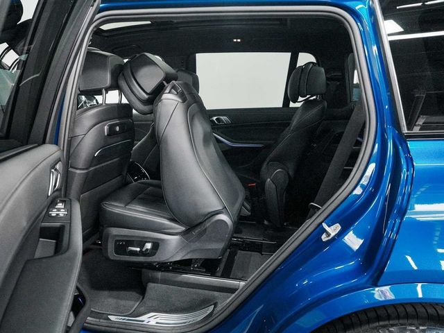 2026 BMW X7 M60i - 23076263 - 34