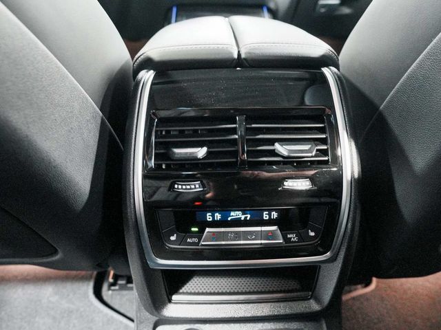2026 BMW X7 M60i - 23076263 - 40