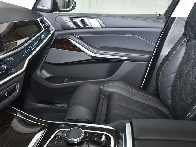 2026 BMW X7 xDrive40i - 22959853 - 56