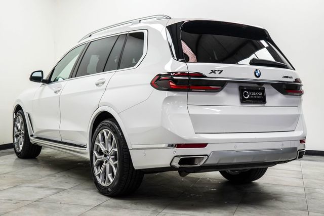2026 BMW X7 xDrive40i Sports Activity Vehicle - 23036989 - 10