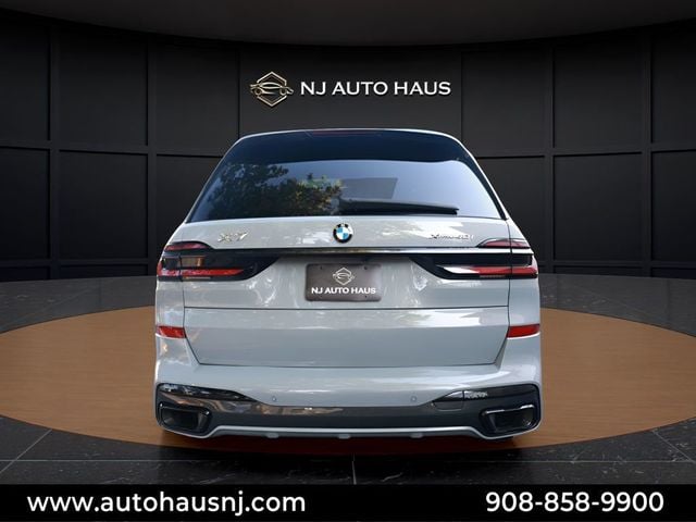 2026 BMW X7 xDrive40i Sports Activity Vehicle - 23053883 - 10