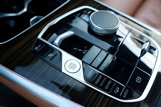 2026 BMW X7 xDrive40i Sports Activity Vehicle - 23053883 - 44
