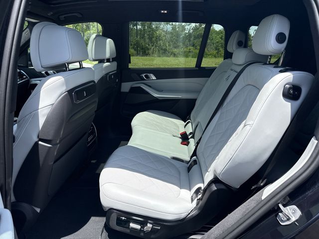 2026 BMW X7 xDrive40i Sports Activity Vehicle - 23022932 - 9