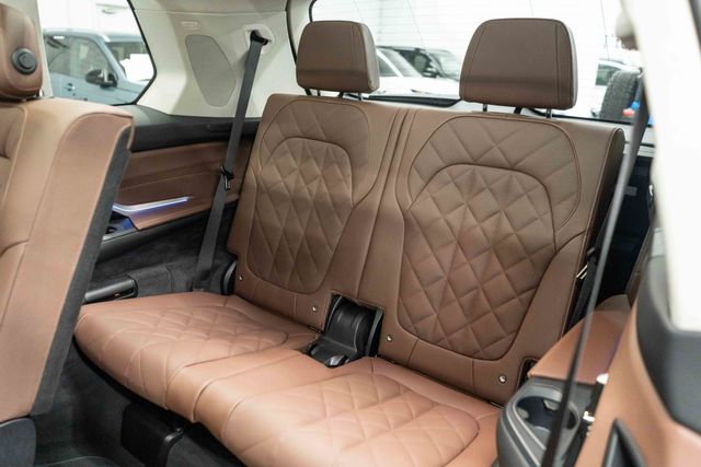 2026 BMW X7 xDrive40i Sports Activity Vehicle - 23003746 - 19