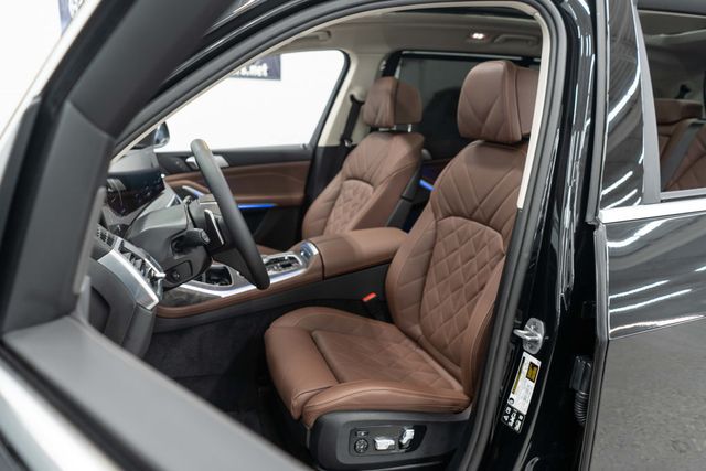 2026 BMW X7 xDrive40i Sports Activity Vehicle - 23003746 - 7