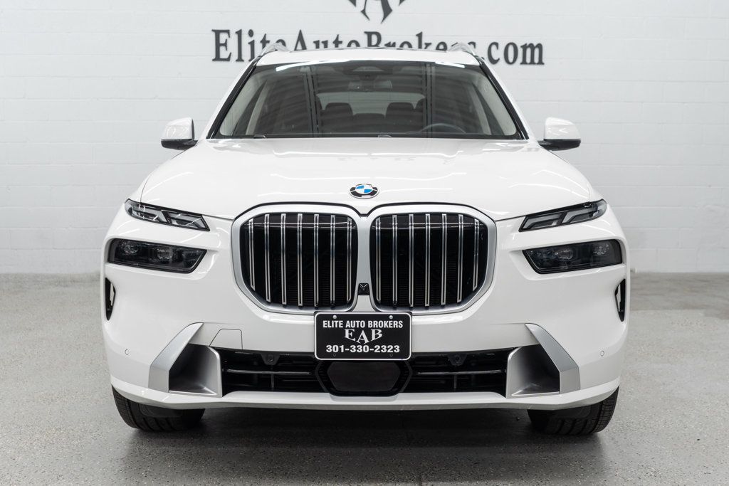 BMW X7 photo 3