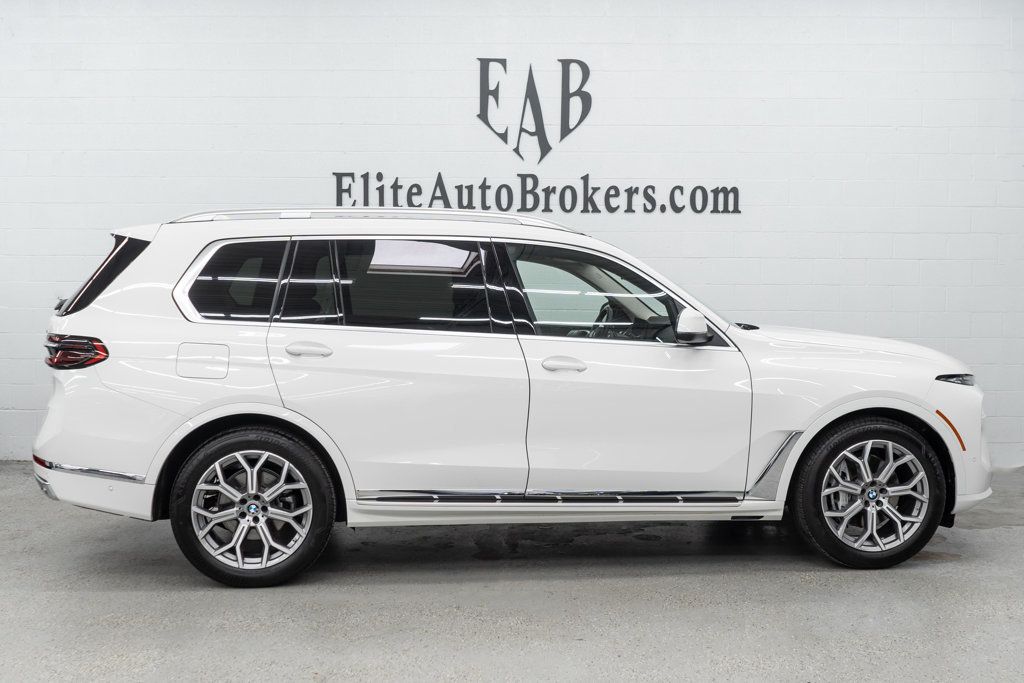 BMW X7 photo 4