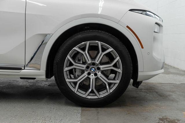 2026 BMW X7 xDrive40i Sports Activity Vehicle - 23056613 - 42