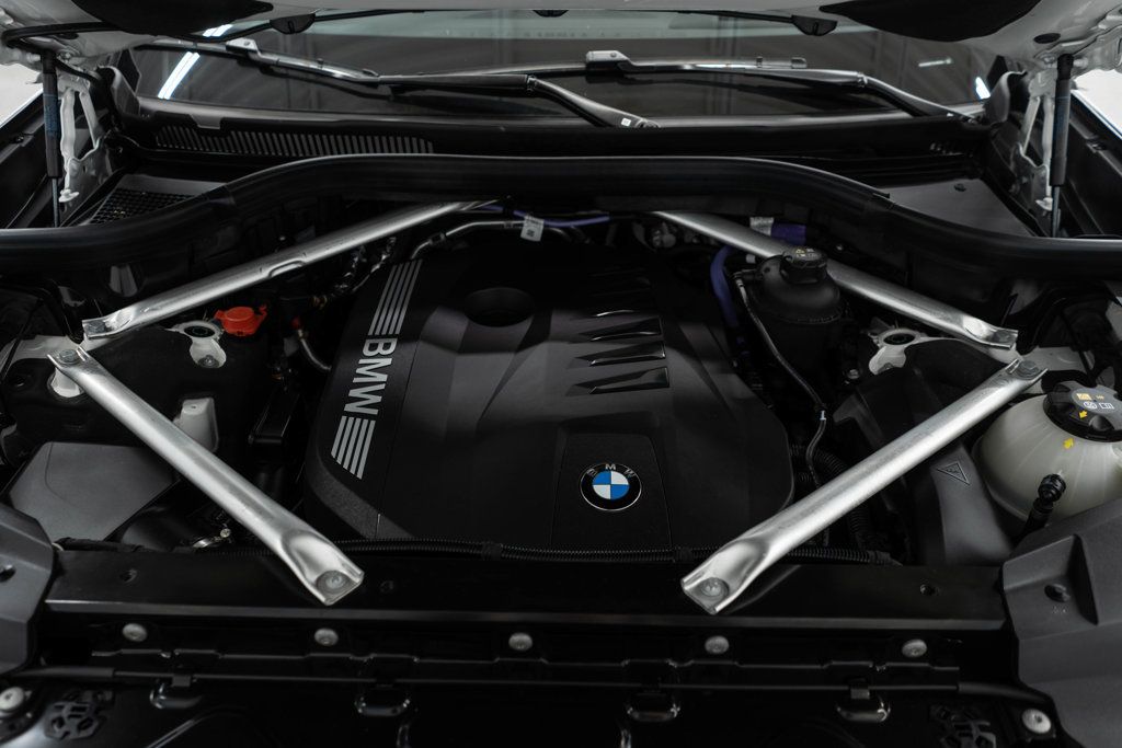 BMW X7 photo 44
