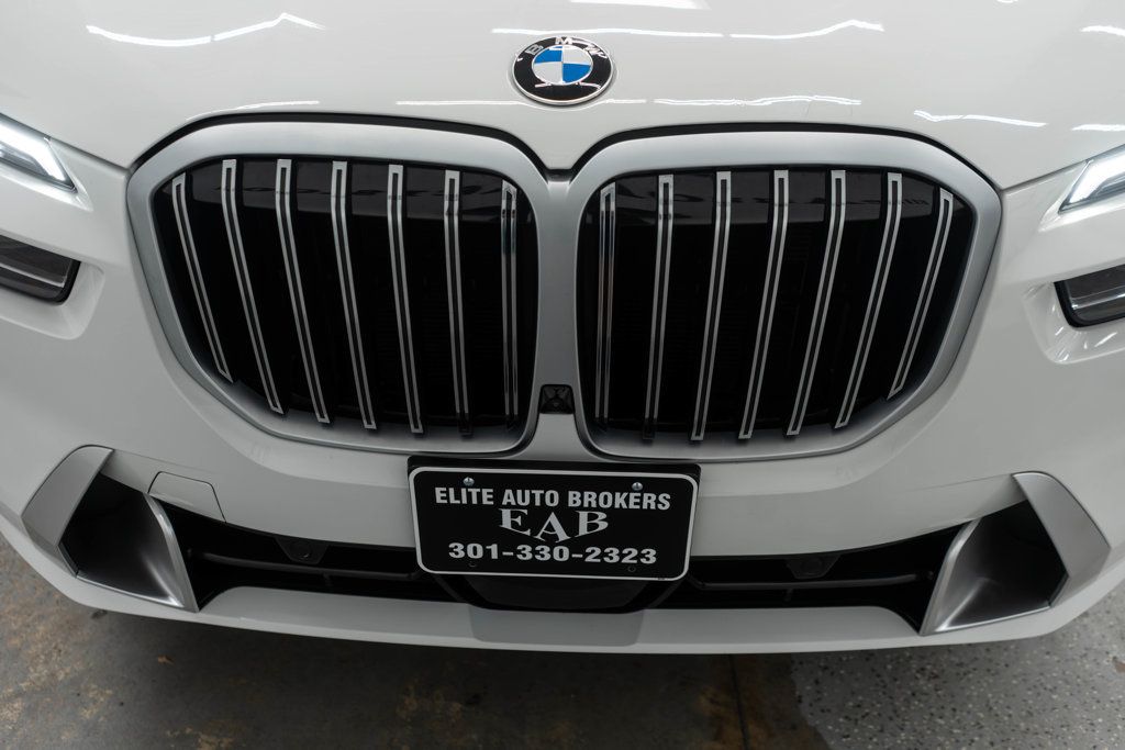 BMW X7 photo 47