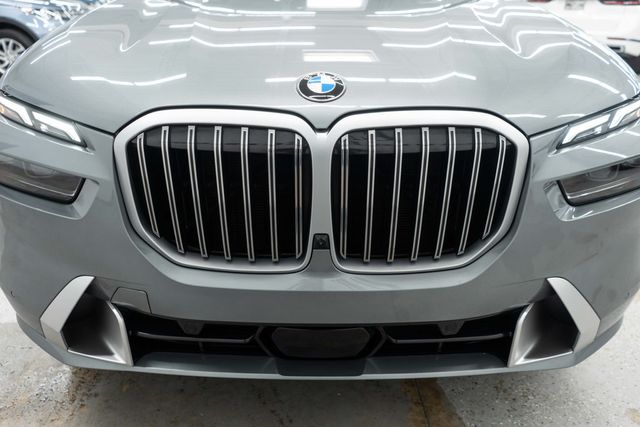 2026 BMW X7 xDrive40i Sports Activity Vehicle - 23056614 - 45