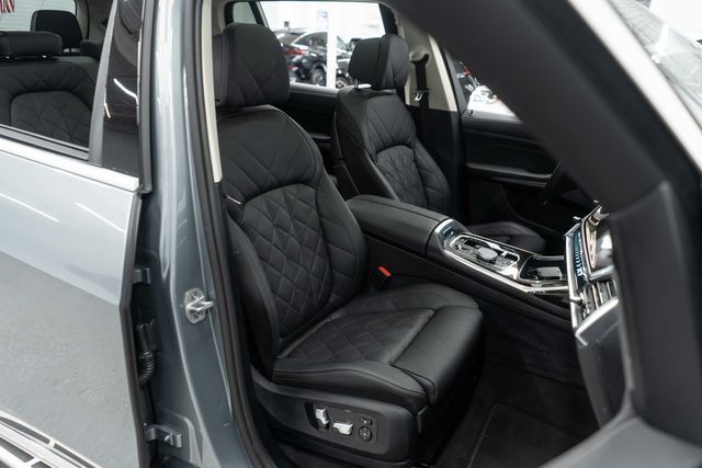 2026 BMW X7 xDrive40i Sports Activity Vehicle - 23056614 - 8