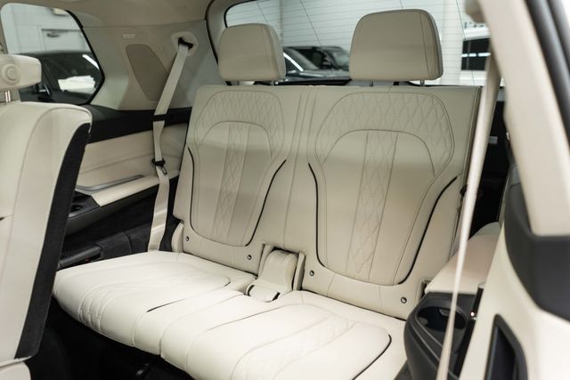 2026 BMW X7 xDrive40i Sports Activity Vehicle - 23071908 - 19