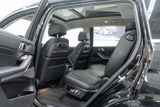 2026 BMW X7 xDrive40i Sports Activity Vehicle - 23073835 - 15