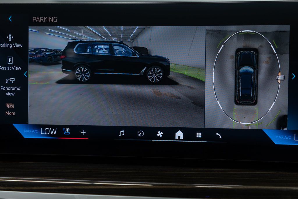 BMW X7 photo 31
