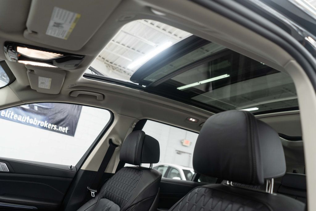 BMW X7 photo 7