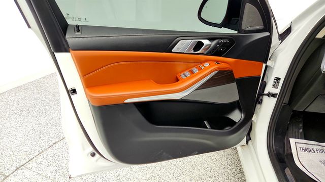 2026 BMW X7 xDrive40i w/ Dynamic Handling & Driving Assistance Pro Packages - 22994763 - 10