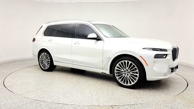 2026 BMW X7 xDrive40i w/ Dynamic Handling & Driving Assistance Pro Packages - 22994763 - 2