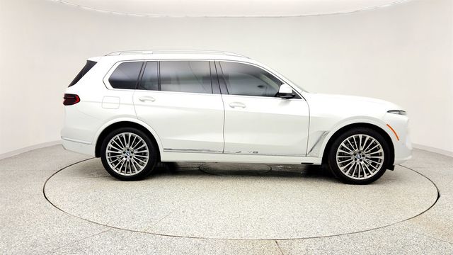 2026 BMW X7 xDrive40i w/ Dynamic Handling & Driving Assistance Pro Packages - 22994763 - 3